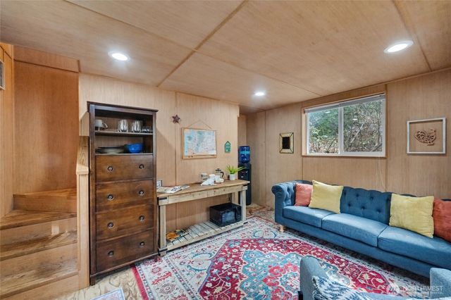 17231 Barrell Springs Lane, Bellingham, WA 98229