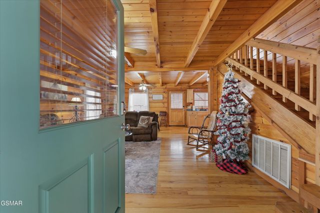 4224 Chamberlain Lane, Sevierville, TN 37862