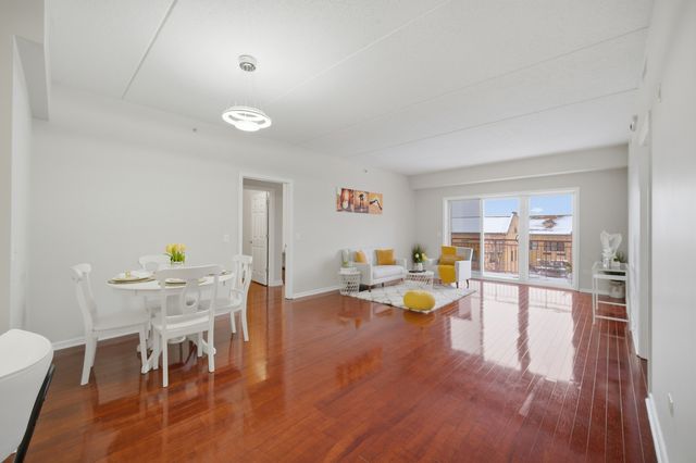 799 Graceland Avenue 404A, Des Plaines, IL 60016