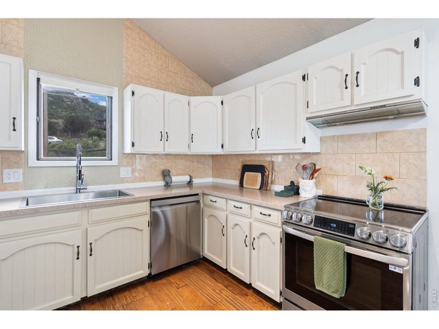 4916 Overhill Dr, Fort Collins, CO 80526