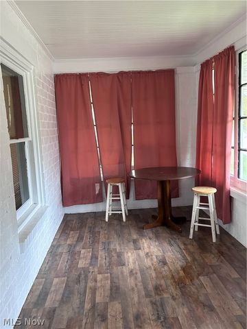 1546 White Avenue, Akron, OH 44307