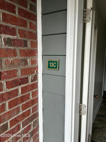 422 Albemarle Boulevard 13c, Hertford, NC 27944