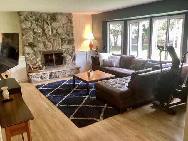 W305N5690 N Stevens ROAD, Hartland, WI 53029