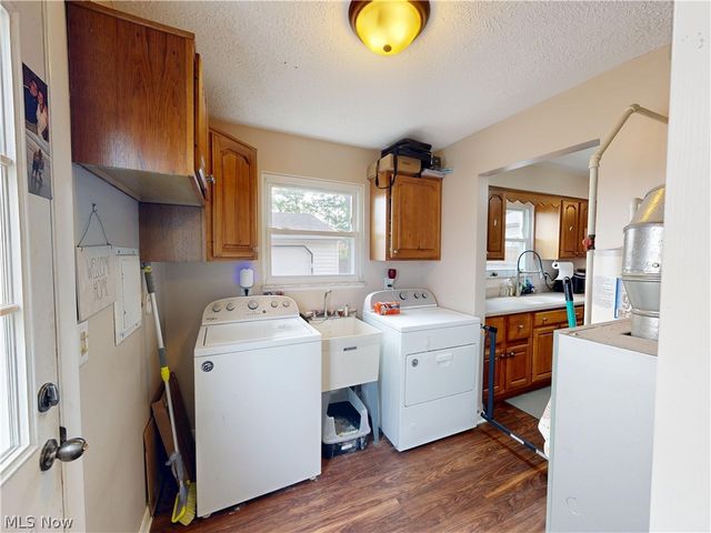 37450 Green Drive, Eastlake, OH 44095