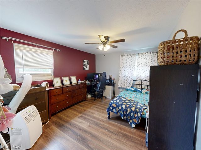 37450 Green Drive, Eastlake, OH 44095