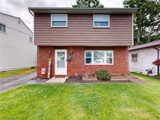 37450 Green Drive, Eastlake, OH 44095