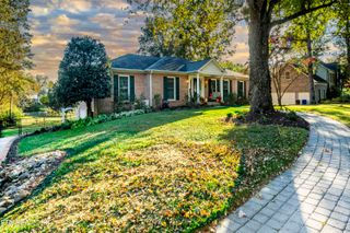 624 Glen Willow Drive, Knoxville, TN 37934