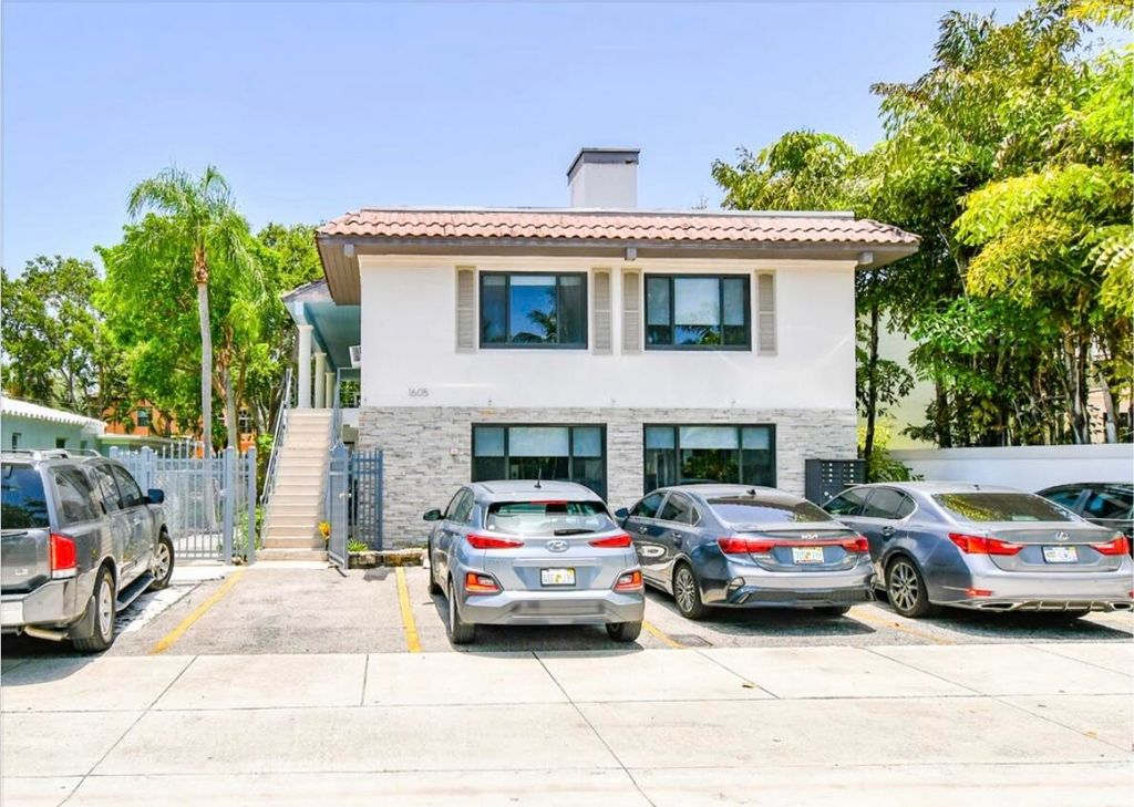 1605 E BROWARD Boulevard 6, Fort Lauderdale, FL 33301