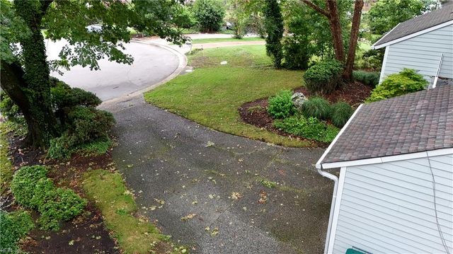 49 Dillwyn DR, Newport News, VA 23602