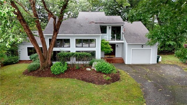 49 Dillwyn DR, Newport News, VA 23602