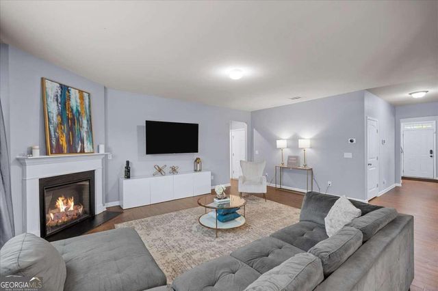 637 Yazzie Place, South Fulton, GA 30349