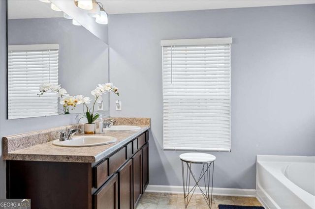 637 Yazzie Place, South Fulton, GA 30349