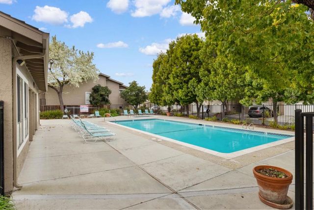 1351 Casa Court, Santa Clara, CA 95051