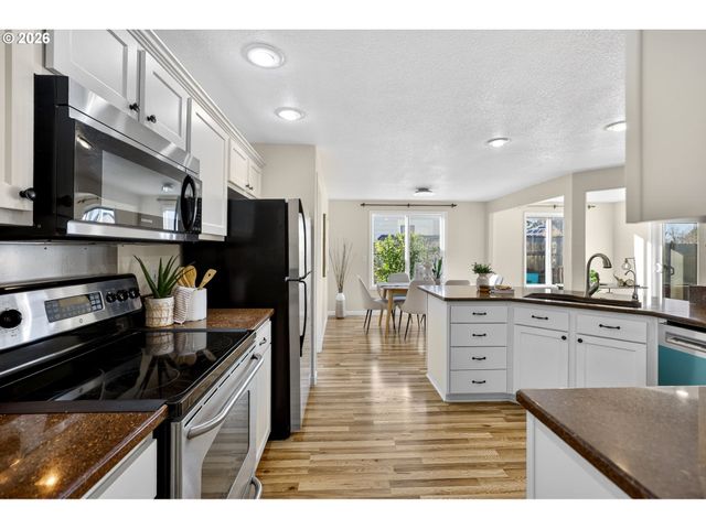 414 Ne 135TH St, Vancouver, WA 98685