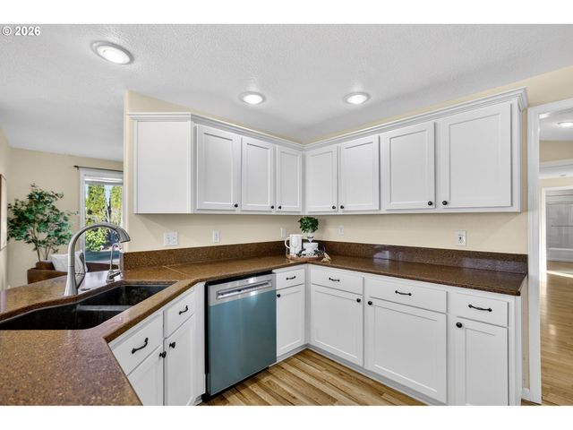 414 Ne 135TH St, Vancouver, WA 98685