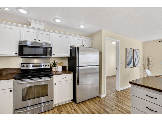 414 Ne 135TH St, Vancouver, WA 98685