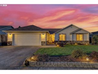 414 Ne 135TH St, Vancouver, WA 98685