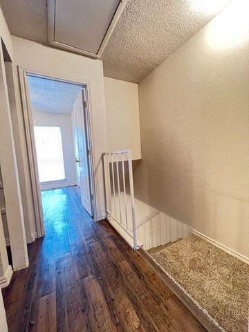 2219 Aspen Drive, Dallas, TX 75227