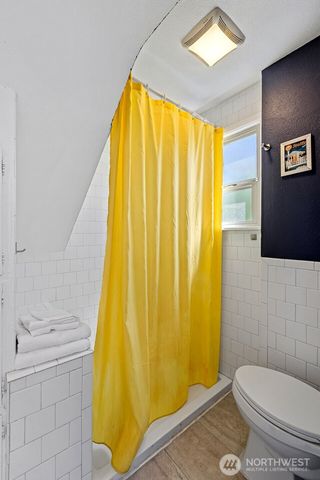 1225 E Jefferson Street, Seattle, WA 98122