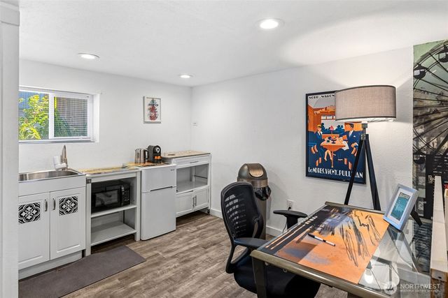 1225 E Jefferson Street, Seattle, WA 98122