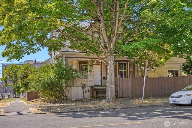 1225 E Jefferson Street, Seattle, WA 98122