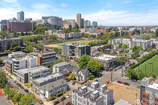 1225 E Jefferson Street, Seattle, WA 98122