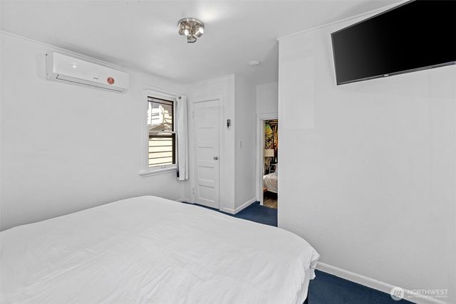 1225 E Jefferson Street, Seattle, WA 98122