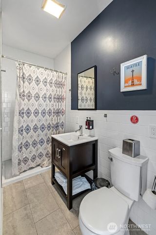 1225 E Jefferson Street, Seattle, WA 98122