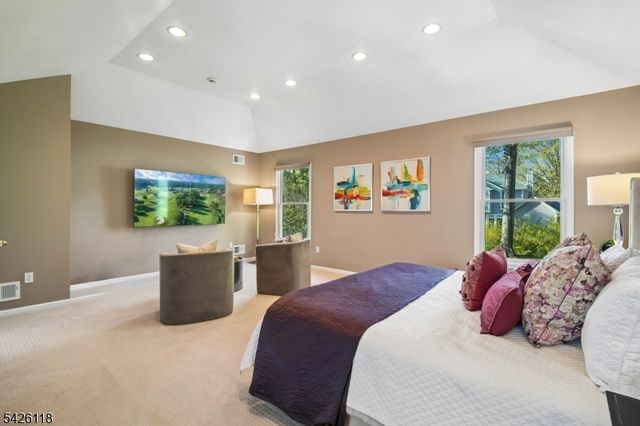 28 COLERIDGE ROAD, Millburn Twp., NJ 07078