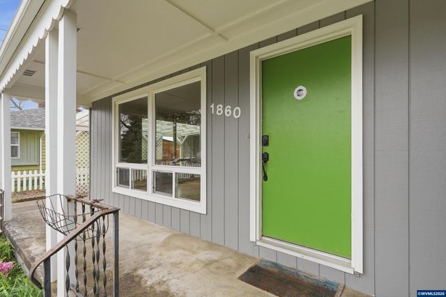 1860 Capitol St SE, Salem, OR 97302