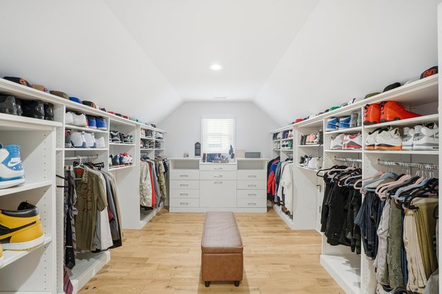 13438 Waterleaf Drive, St. John, IN 46373