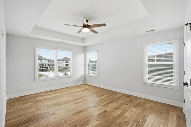 13438 Waterleaf Drive, St. John, IN 46373