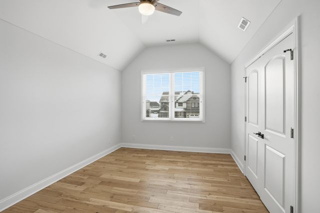 13438 Waterleaf Drive, St. John, IN 46373