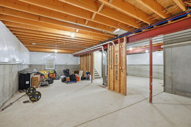 13438 Waterleaf Drive, St. John, IN 46373