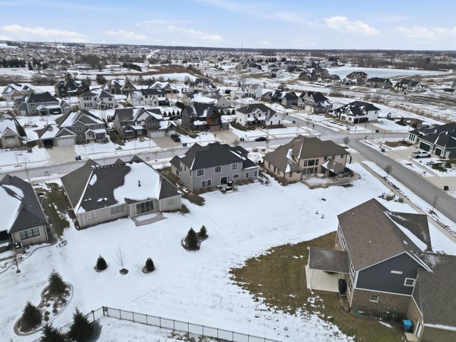 13438 Waterleaf Drive, St. John, IN 46373