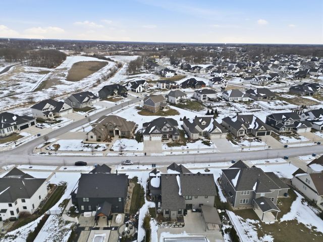 13438 Waterleaf Drive, St. John, IN 46373