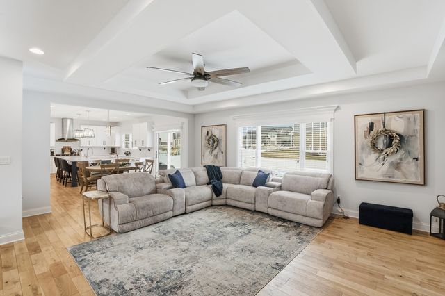 13438 Waterleaf Drive, St. John, IN 46373