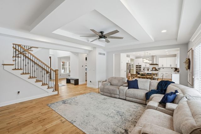 13438 Waterleaf Drive, St. John, IN 46373