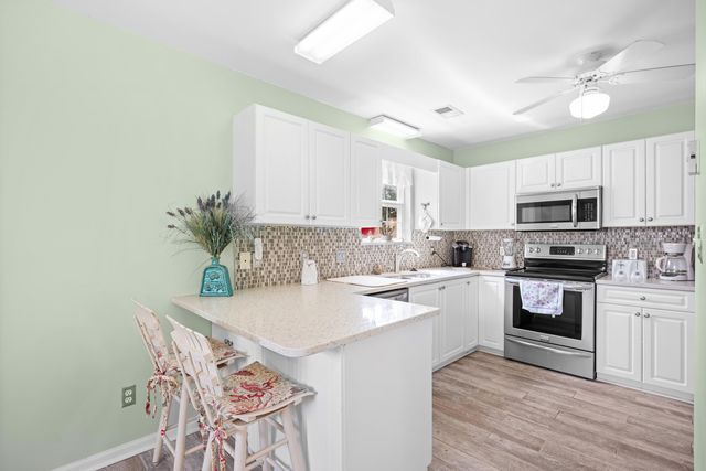 1027B Lakeside Dr. B, Surfside Beach, SC 29575