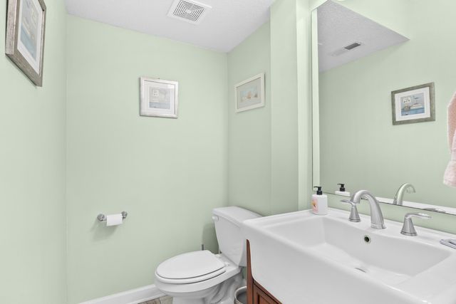 1027B Lakeside Dr. B, Surfside Beach, SC 29575
