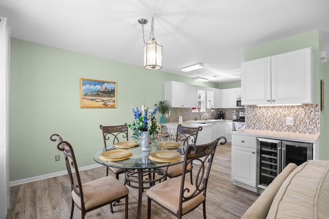 1027B Lakeside Dr. B, Surfside Beach, SC 29575