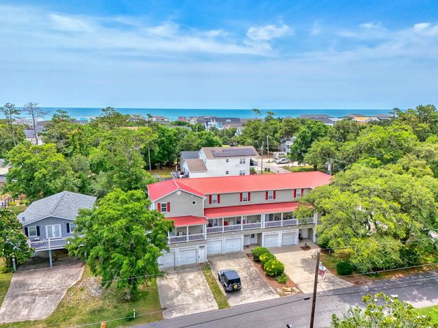 1027B Lakeside Dr. B, Surfside Beach, SC 29575