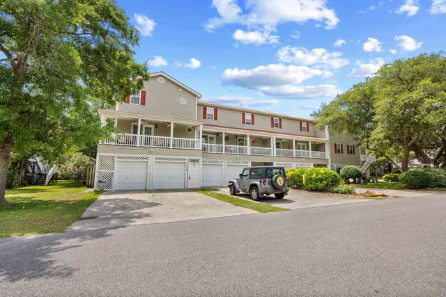 1027B Lakeside Dr. B, Surfside Beach, SC 29575