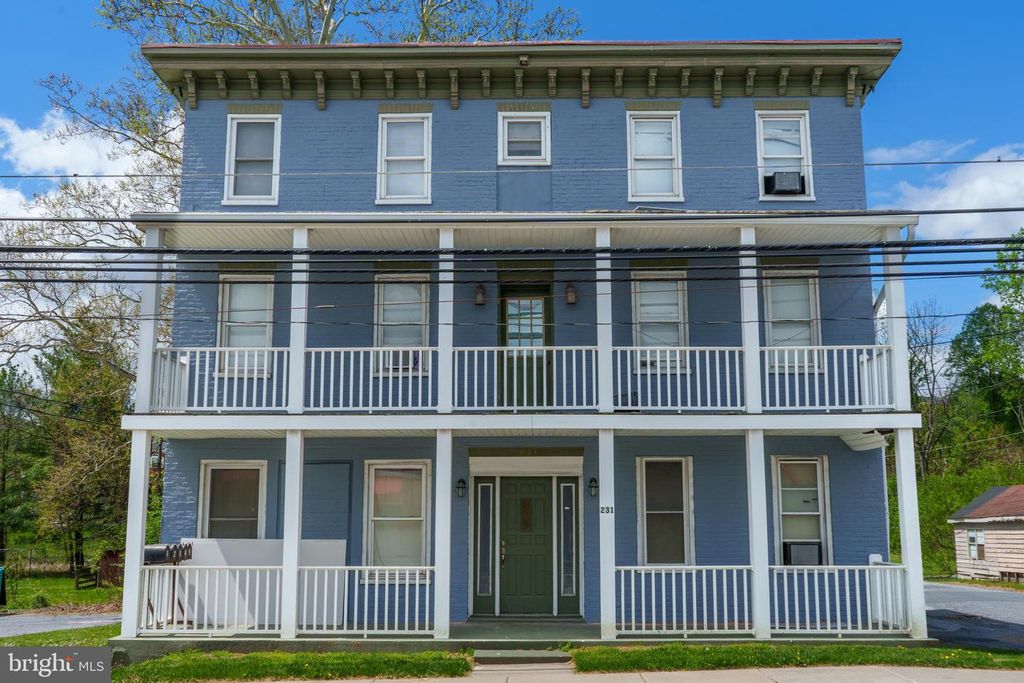 229-231 N CHURCH ST, Thurmont, MD 21788