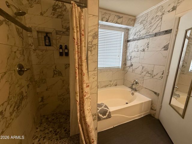 2058 S VOYAGER Drive, Gilbert, AZ 85295