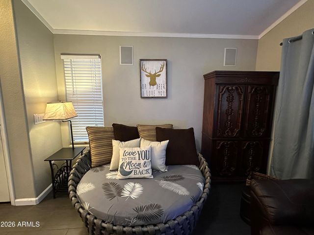 2058 S VOYAGER Drive, Gilbert, AZ 85295