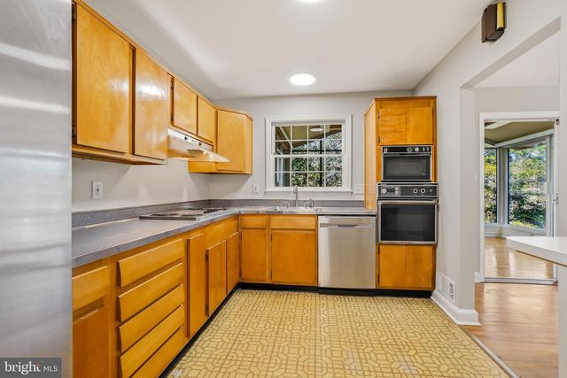 6105 TILDEN LN, Rockville, MD 20852