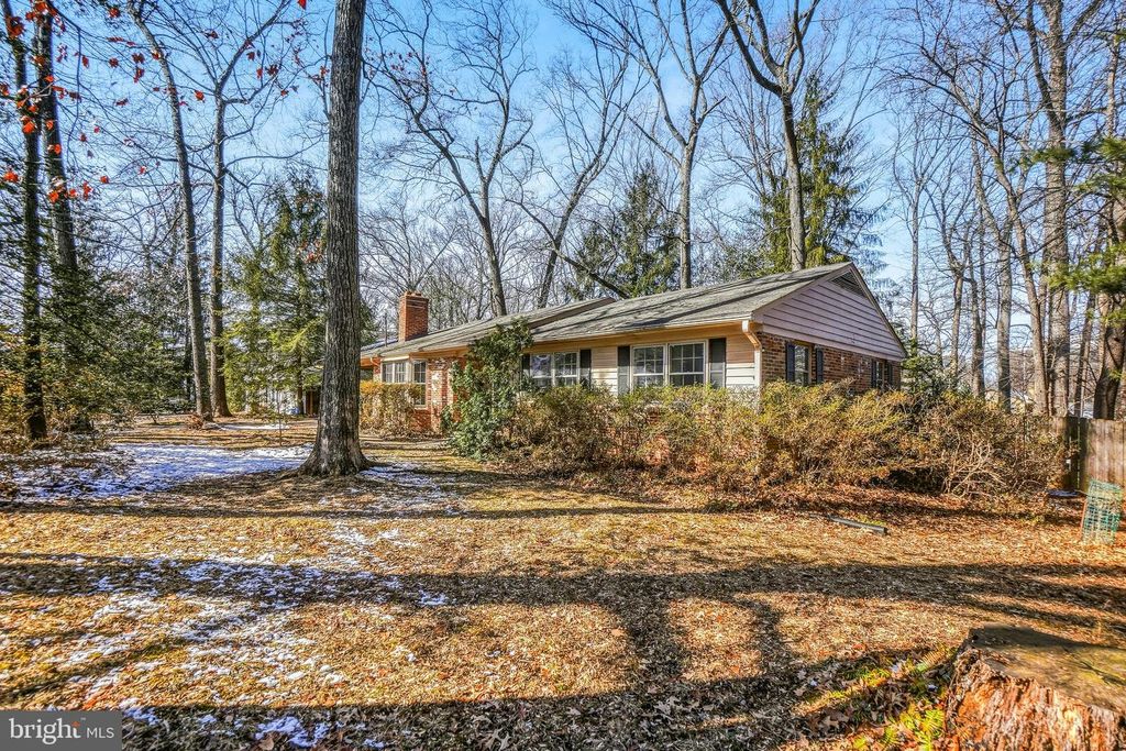 Image 1 of property listing at 6105 TILDEN LN, Rockville, MD 20852