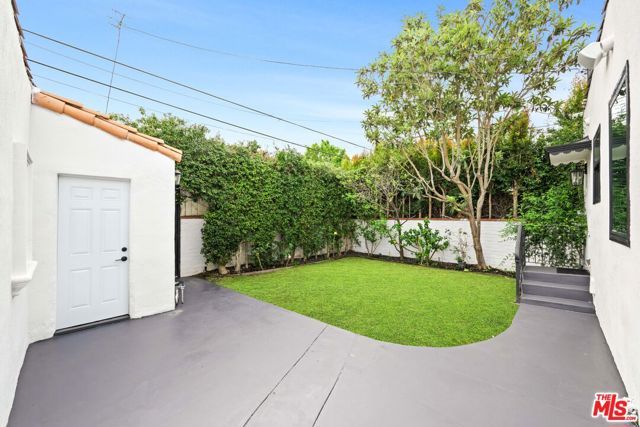 260 S La Peer Drive, Beverly Hills, CA 90211