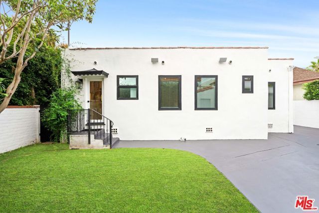 260 S La Peer Drive, Beverly Hills, CA 90211